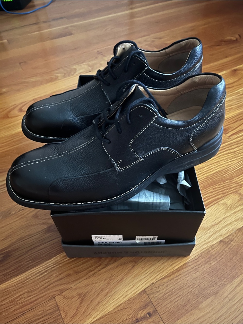 Johnson and Murphy Men's Black Lace-Up Derby Shoes